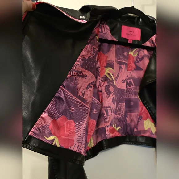 Betsey Johnson X Torrid Collab Faux Leather Crop Moto Jacket - Picture 5 of 11
